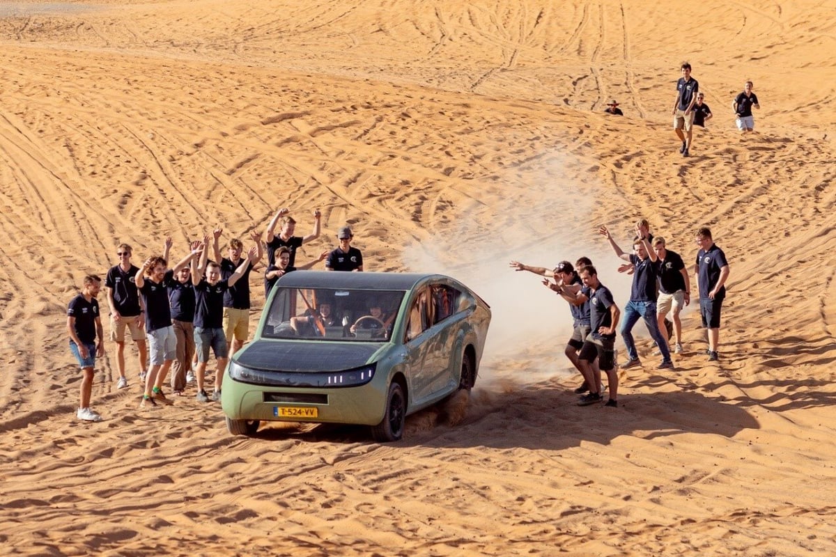 solar team The finish at the Sahara Desert